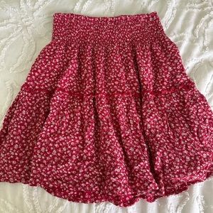 Cute, floral, smocked-waist skirt from Hollister, size XS